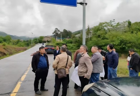 路側停車位施劃開展交通組織優(yōu)化的積極意義探討 路側停車位施劃開展交通組織優(yōu)化的積極意義探討